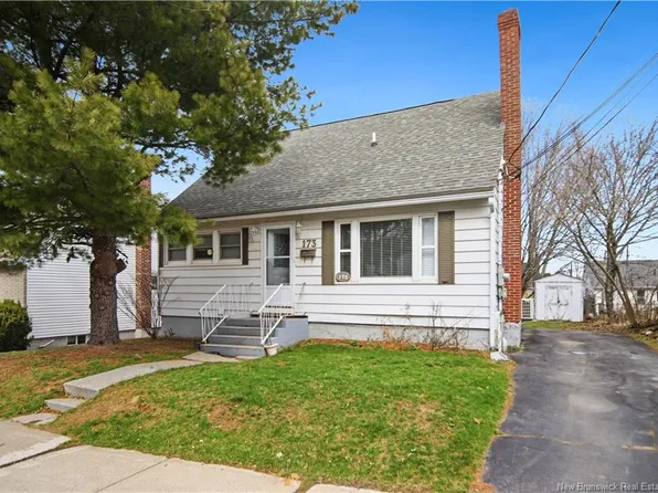 173 Maple St, Moncton, NB E1C 6A5