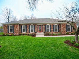 10609 Ledbury Ct, Douglass Hills, KY