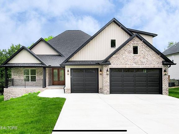 3rd image of 167 Amohi Way