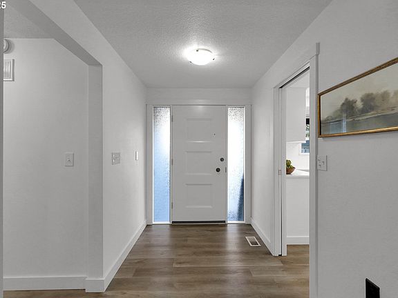 4th image of 660 Elwood Dr