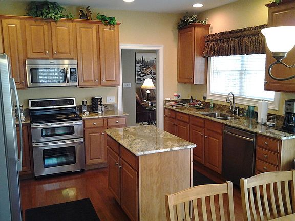 4th image of 10380 Saint Andrews Ct