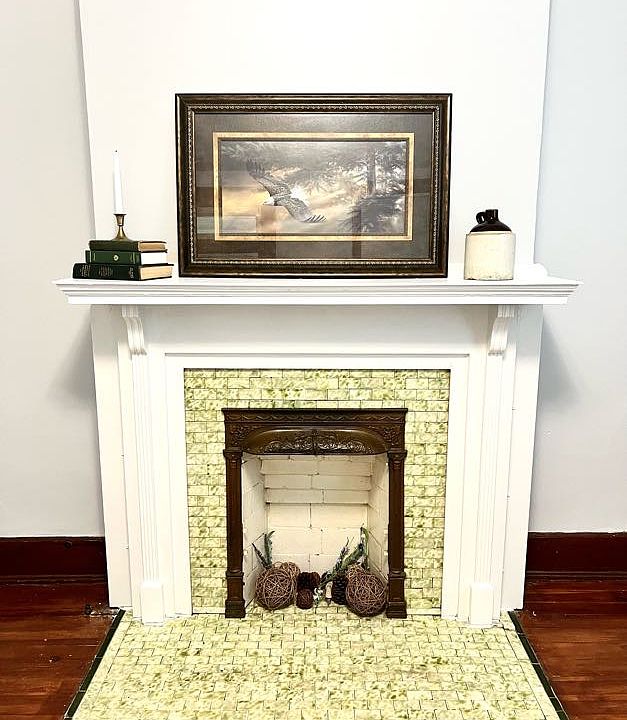 1st image of 253 N Pearl Ave