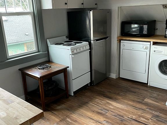 4th image of 1813 Franklin St SE #1815