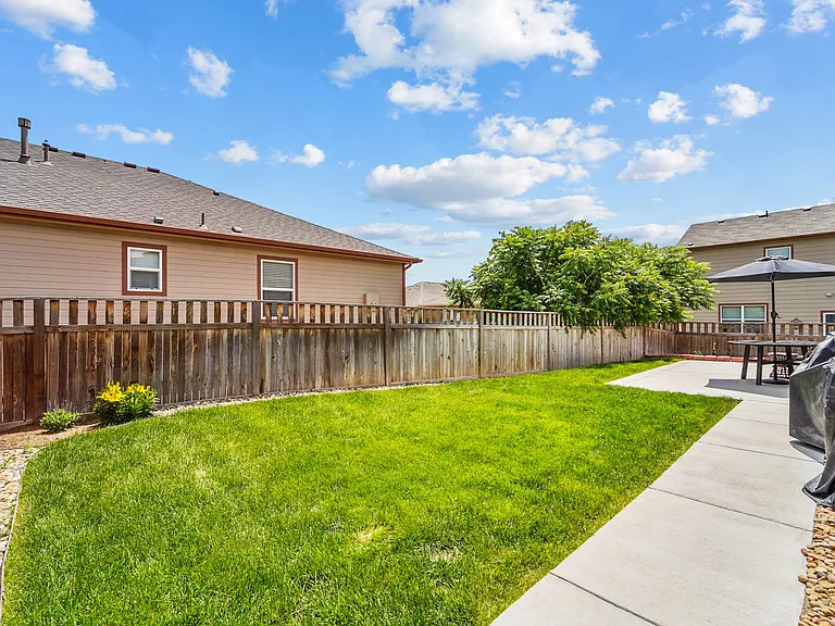 166 Gem Way — Photo 5