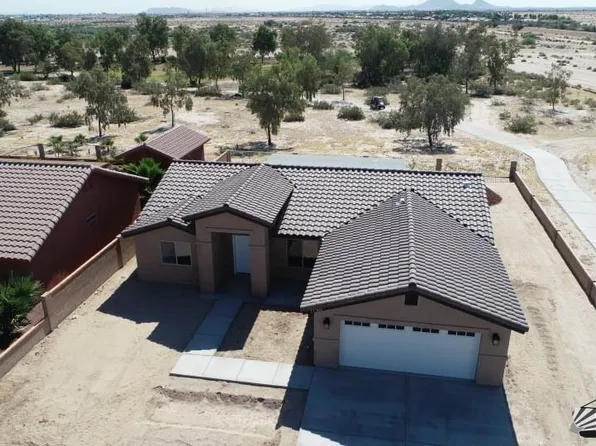11701 McCollough St, Wellton, AZ 85356