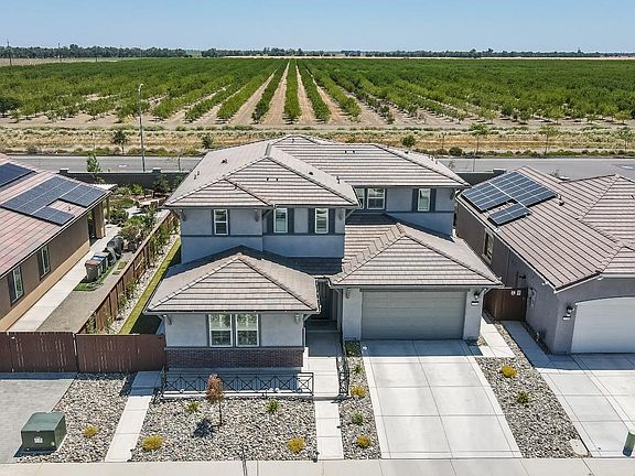 2nd image of 2776 Brookshire Cir