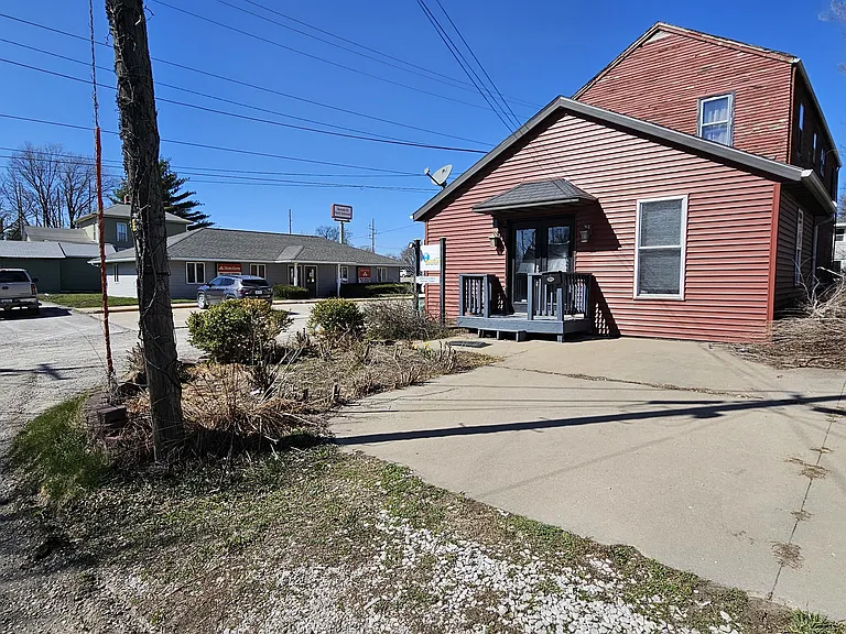602 W Burlington Ave — Photo 11