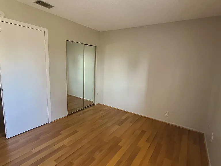 140 Laughing Gull Ct — Photo 18