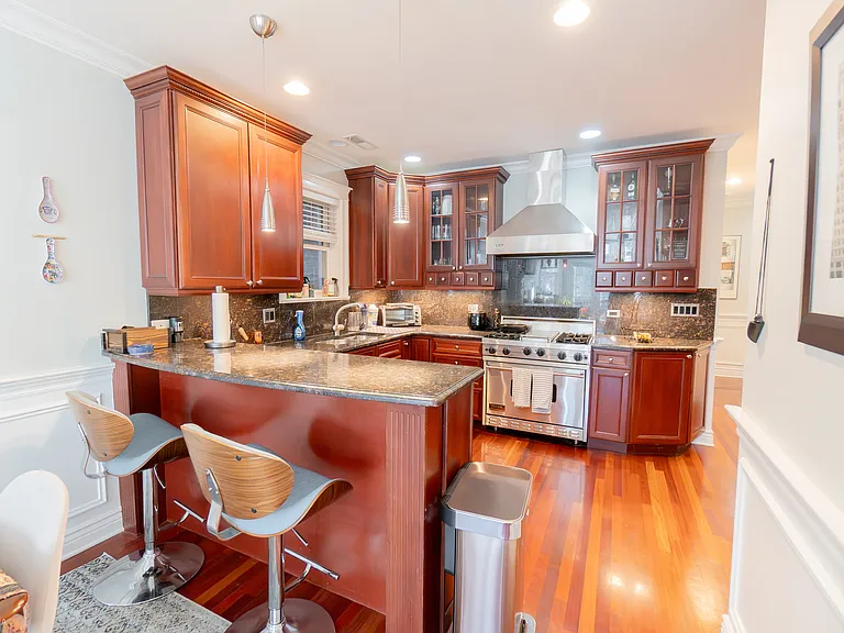 2951 N Halsted St #2 — Photo 7