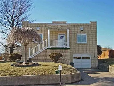 120 Deya St photo 1