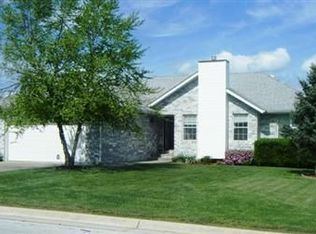 706 S Ballard Dr, Nixa, MO 65714