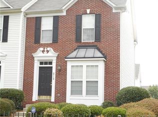 9719 Mallard Glen Dr, Charlotte, NC 28262