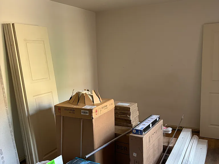 4110 Bowne St #3J — Photo 6