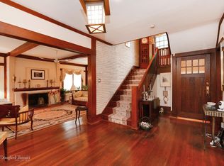 111 Hollywood Ave, Douglaston, NY 11363