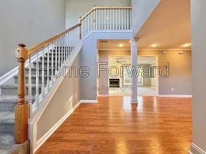 3 bed, 2.5 bath, 2058 sqft, $2,500 — Photo 2