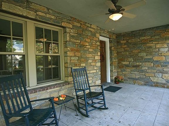 Inviting Screen Porch