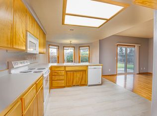 2023 Martin Dr, Medford, OR 97501