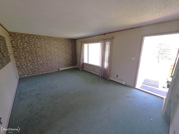 2nd image of 6208 W Mount Morris Rd