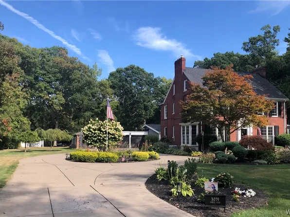 5079 Forest Rd, Lewiston, NY 14092