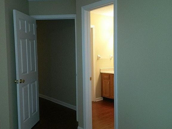 5th image of 9284 Grove Manor Dr