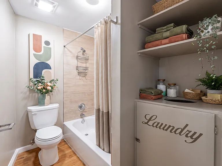 5 Sutton St #1F — Photo 4