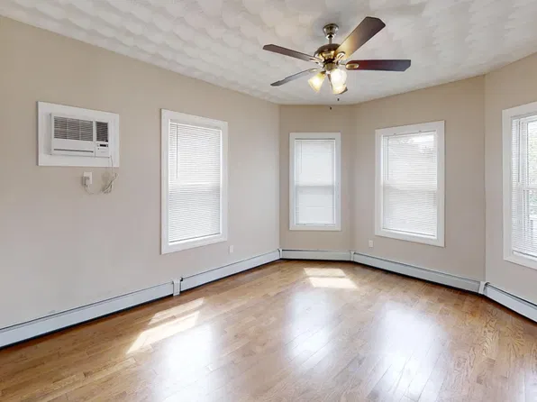 83 Pembroke Ave Floor 2, Providence, RI 02908