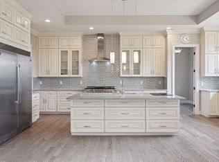 6224 Brockton Ln N, Maple Grove, MN 55311