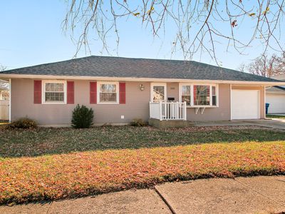 230 Meadows Rd S, Bourbonnais, IL, 60914