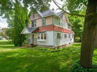 228 N 1st St, Coloma, WI 54930