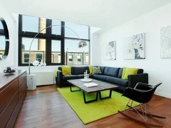 70 Berry Street image 1 of 8