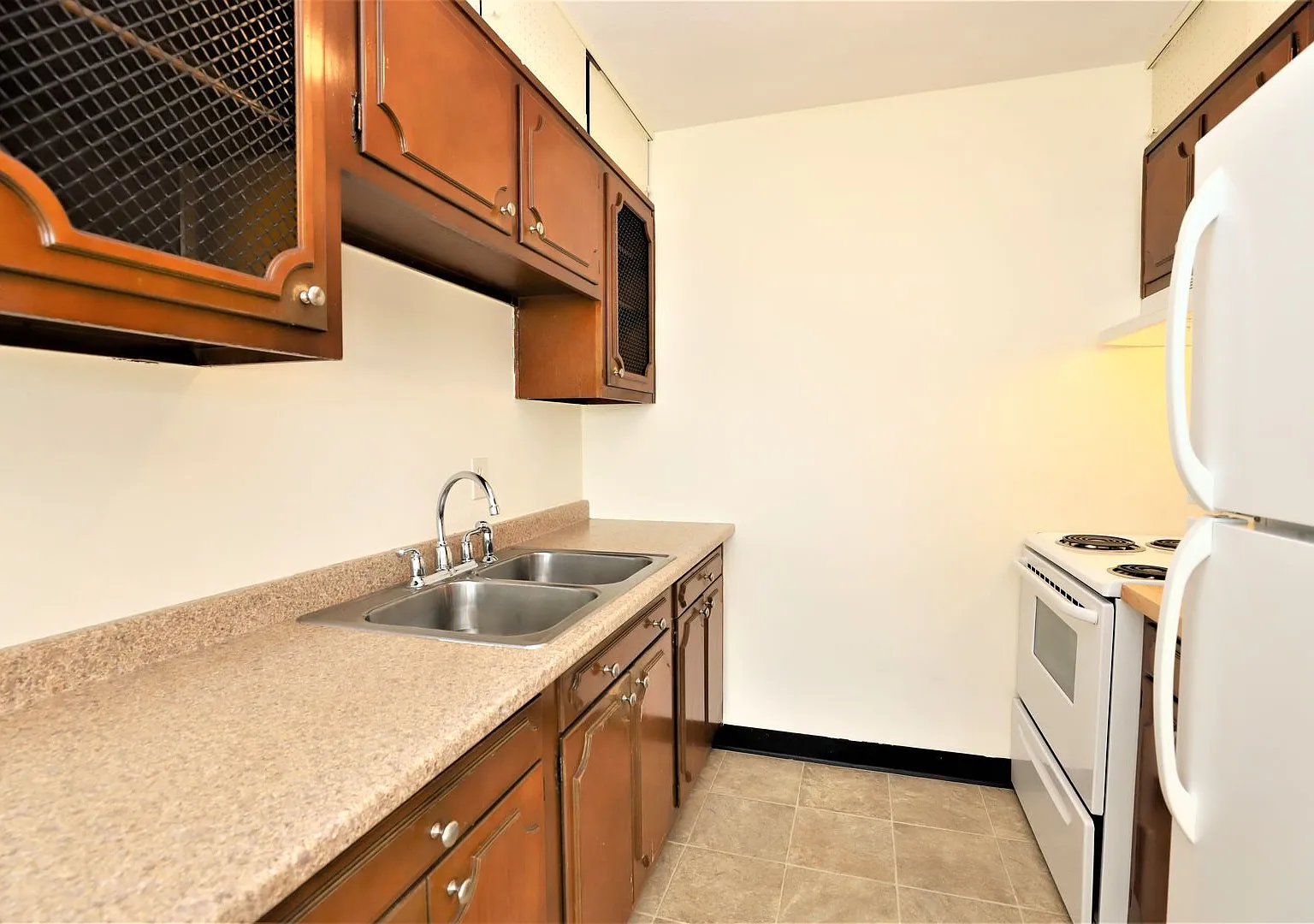 6601 5th Ave S Apartments — Photo 3