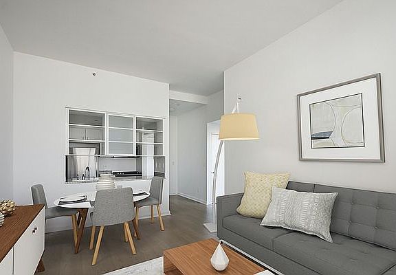 3rd image of 500 W 56th St APT 822