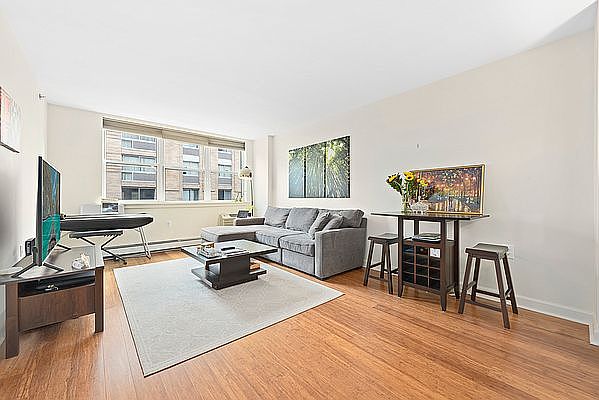 1st image of 303 W 146th St #4F
