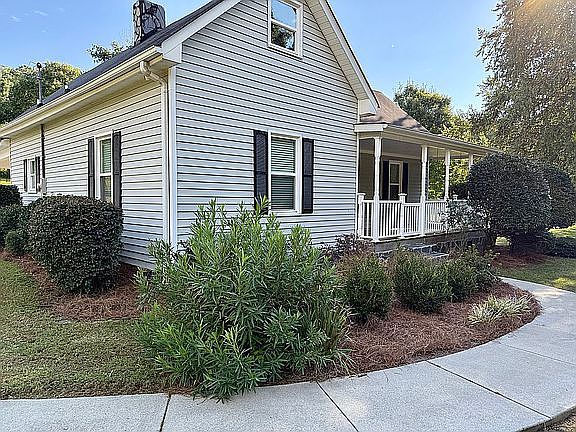 3rd image of 1501 Dunn Rd