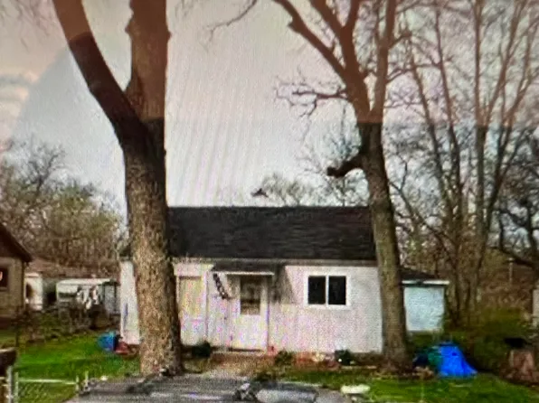 3104 Pulaski St, New Chicago, IN 46342