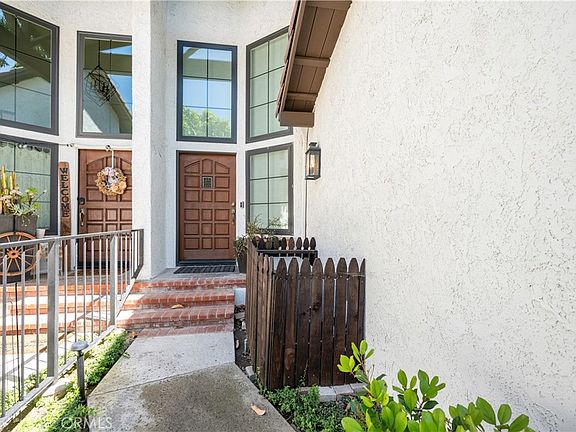 3rd image of 2782 Longwood Ct