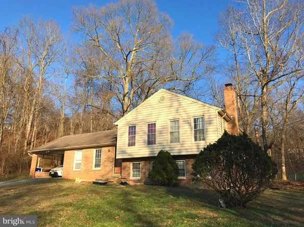 6280 Valley Rd, La Plata, MD 20646
