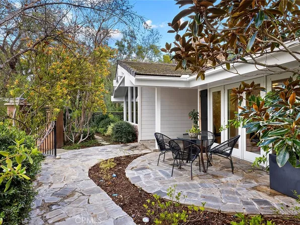 10091 Overhill Dr, Santa Ana, CA 92705