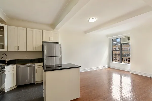 Rented by Brown Harris Stevens | media 13