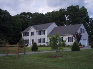 20 Stone Bridge Way, Hope Valley, RI 02832