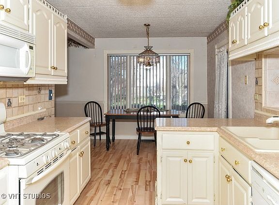 5th image of 9728 Mill Ct E APT B1