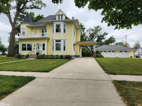 301 N Center St, Toledo, IA 52342