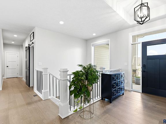 5th image of 5600 E Daybreak Cir