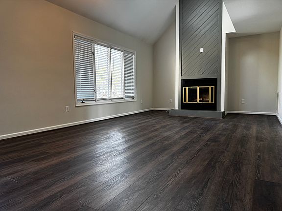 Living Room (High Ceilings)