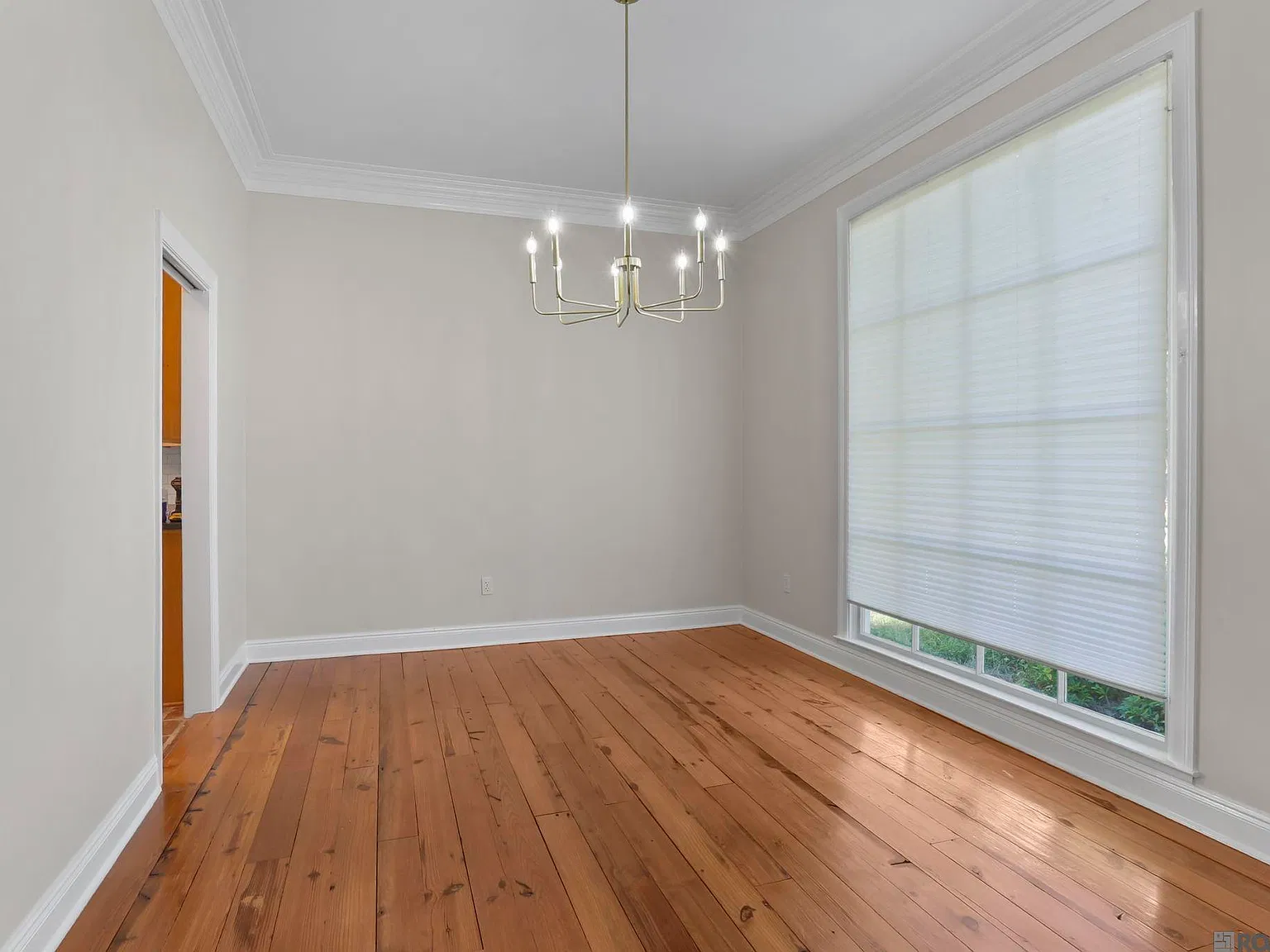 3 bed, 2021 sqft, $2,750 — Photo 4