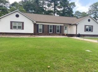 3535 Worley St, Fayetteville, NC 28311