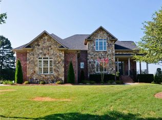 591 Medinah Dr, Winston Salem, NC 27107