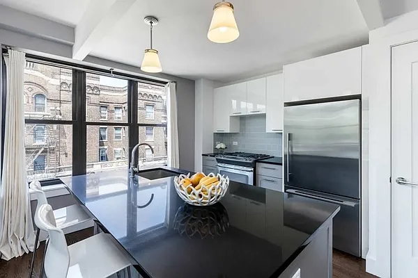 Rented by FirstService Realty (legacy) | media 19