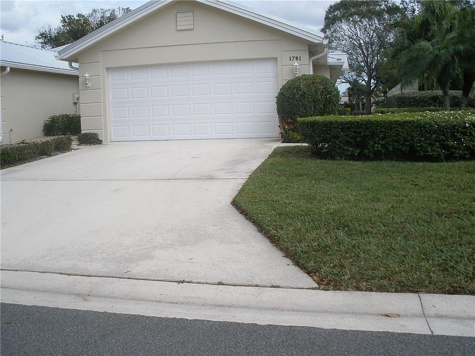 1st image of 1791 SW Waterfall Blvd