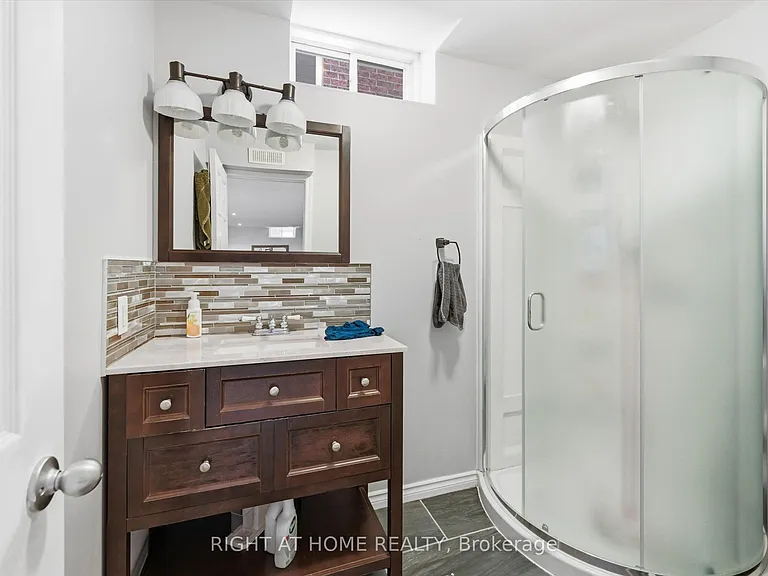456 Valridge Dr — Photo 39
